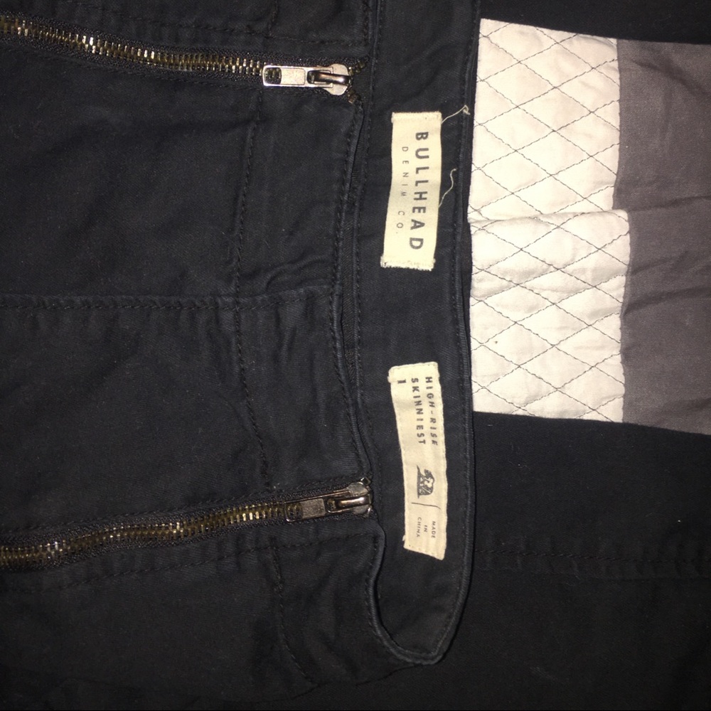 Bullhead pants